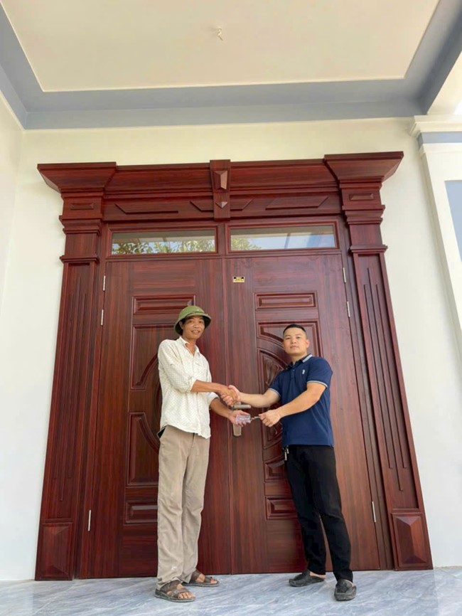 Cửa thép vân gỗ GSD 2 cánh